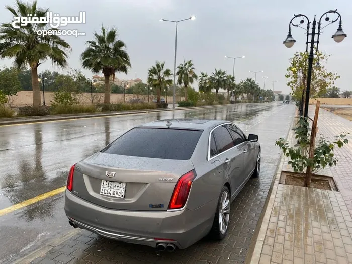 كاديلاك CT6 (( بلاتينيوم للبيع