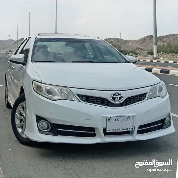 كامري 2013 نظيفة