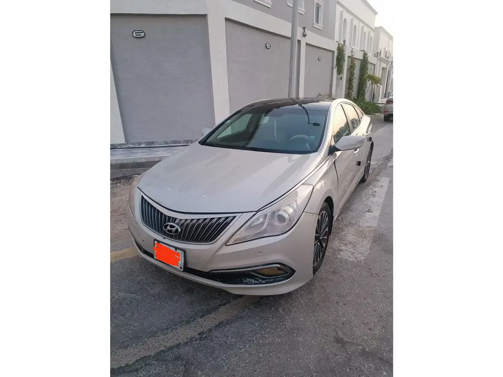 هيونداي أزيرا 2015