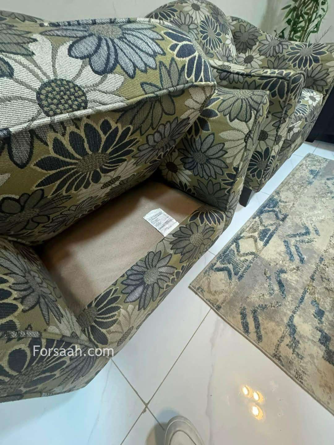 كنب امريكي من المطلق شبه جديد للبيع