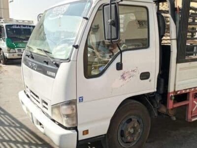 دينا طش اثاث قديم بالرياض