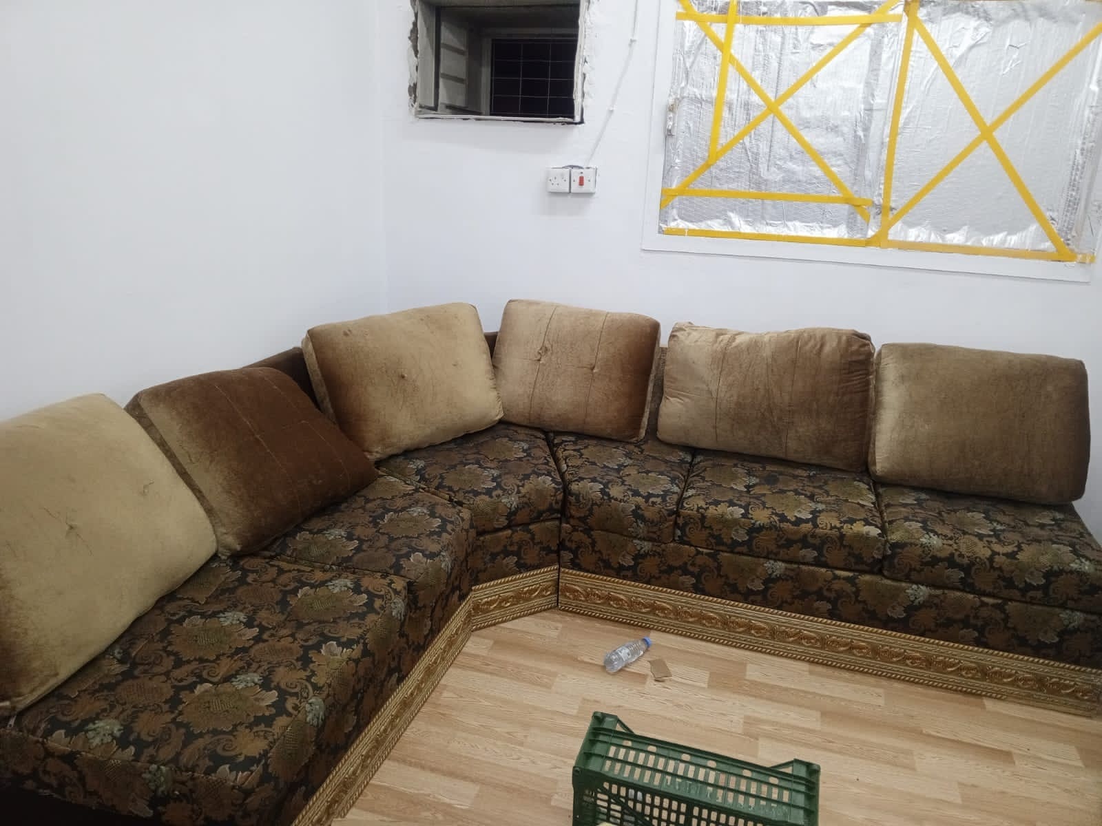 التخلص من العفش التالف بالرياض 0537422374 رمي اثاث قديم
