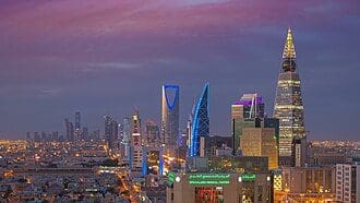 عندي اثاث ابقى اطشه بالرياض 0533162272