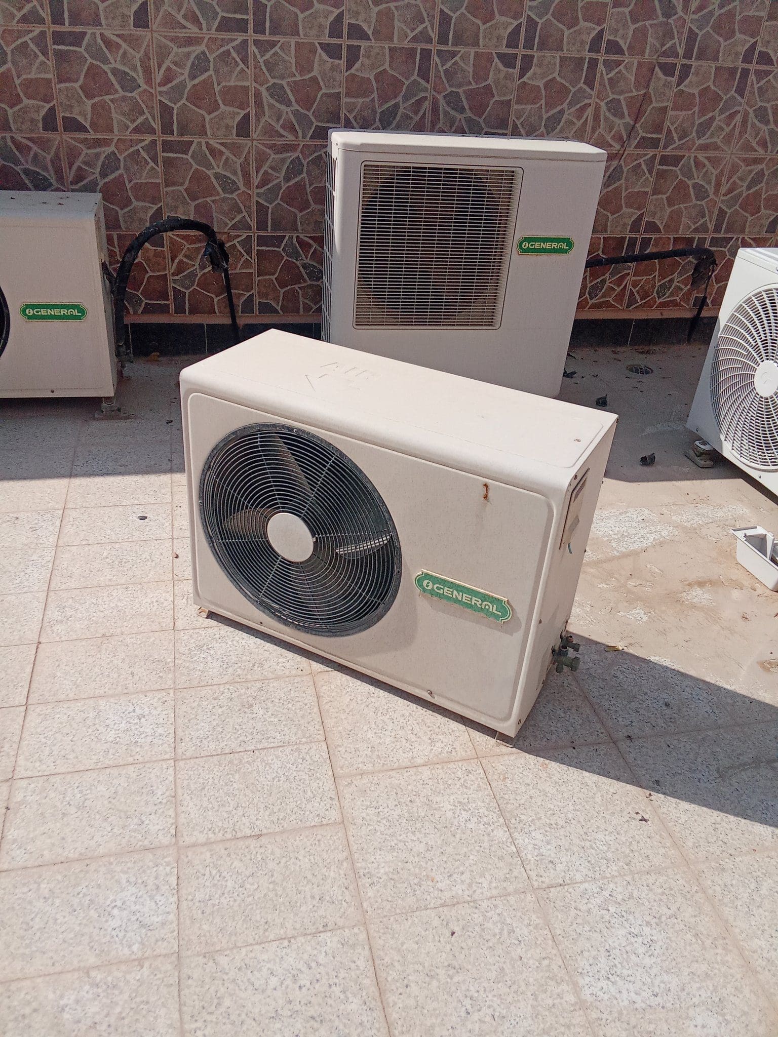دينا طش عفش منزليي بالرياض 0508857593 طش الاثاث التالف