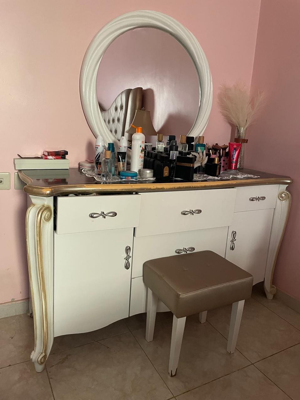 محل اثاث مستعمل حي لبن 0559803796