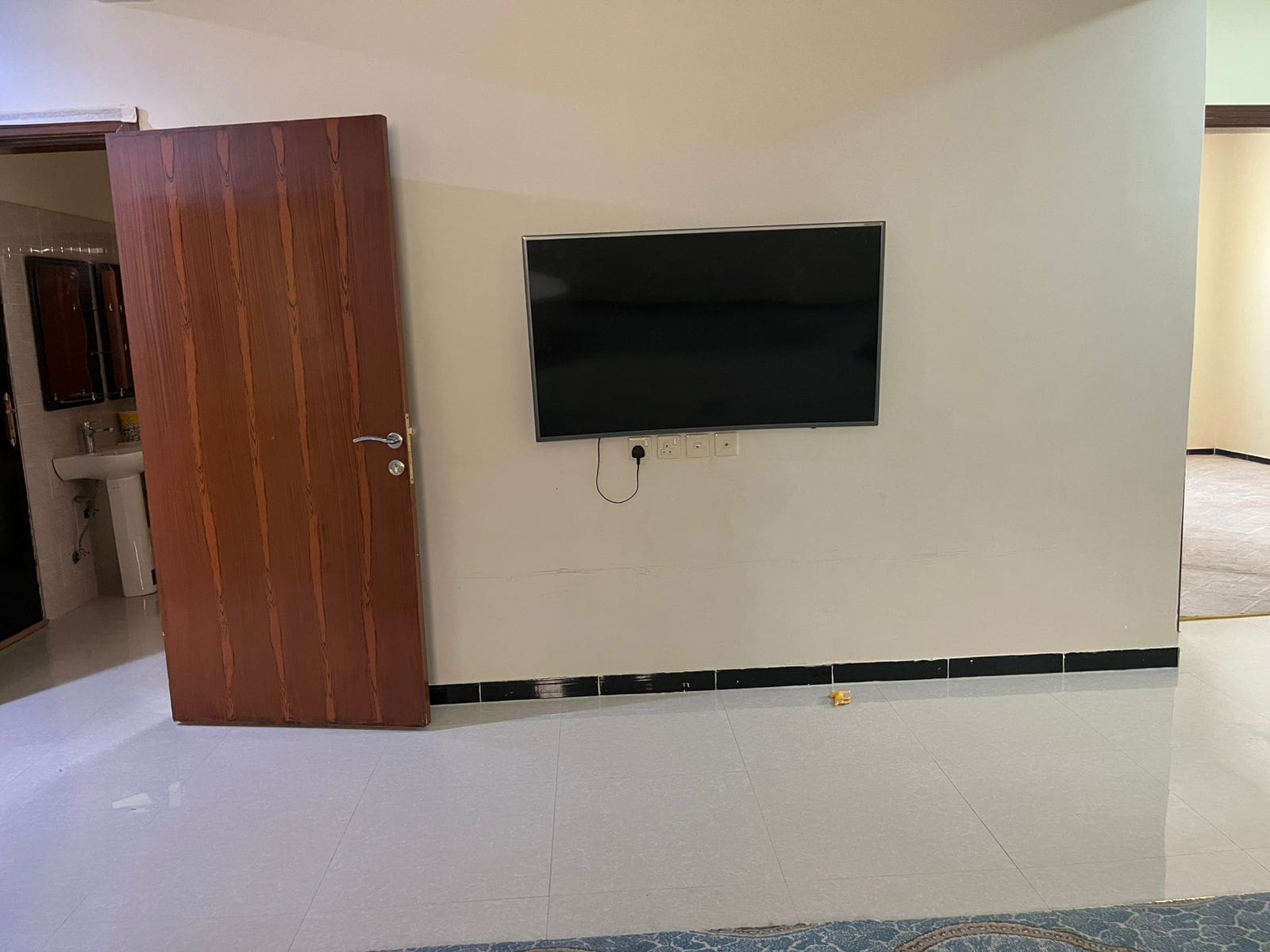 نقل عفش حي الفلاح 0559803796