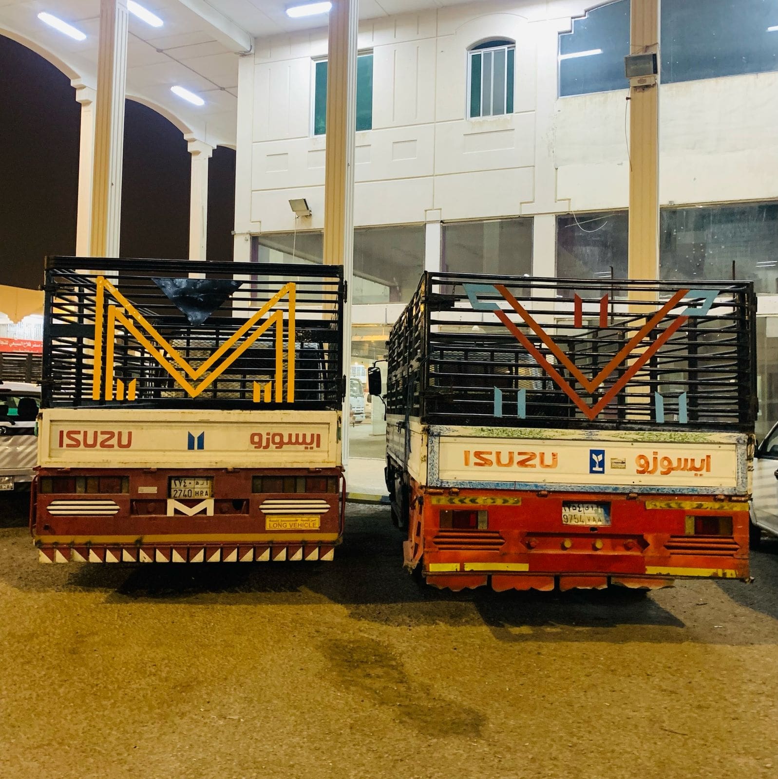 تخلص من الاثاث القديم بالرياض 0575907703